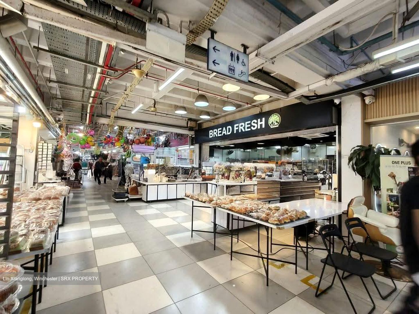 Boon Lay Shopping Centre (D22), Retail #627930981